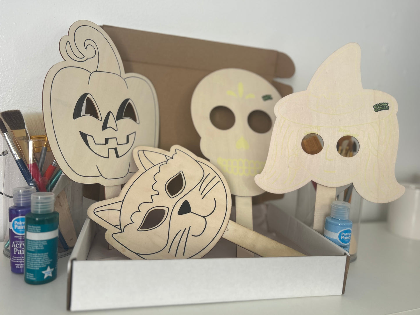 Surprise Mask Paint Kit